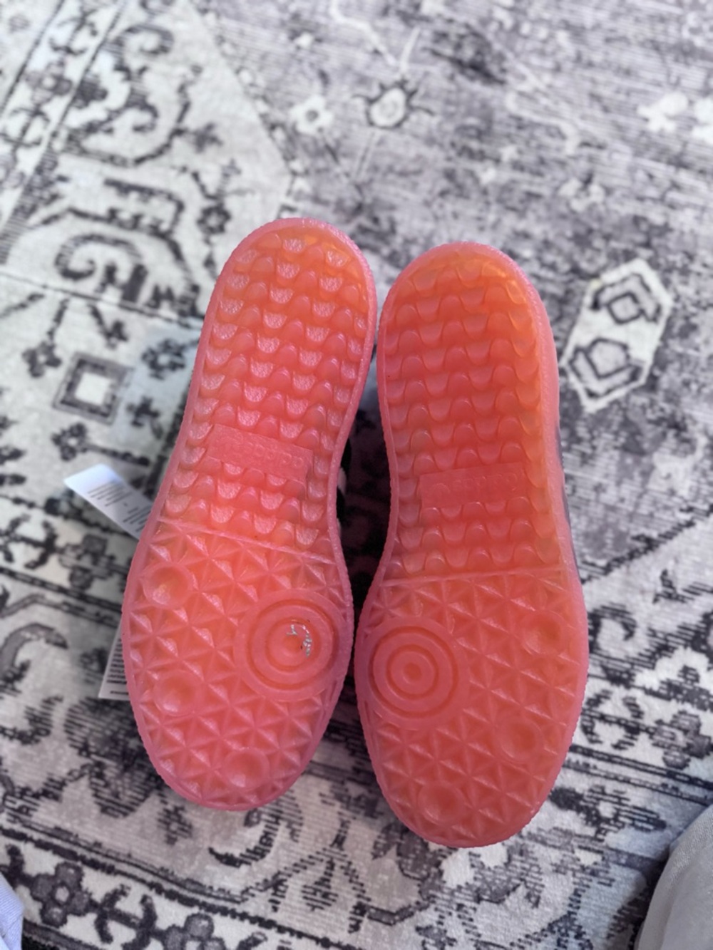 ADIDAS
Women's Adidas Sambae Shoes - Cloud White/Core Black/Semi Coral - Picture 5 of 6